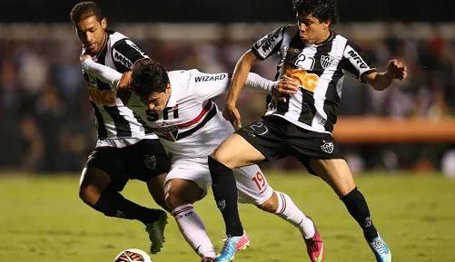 迫使申花边 迫使申花边